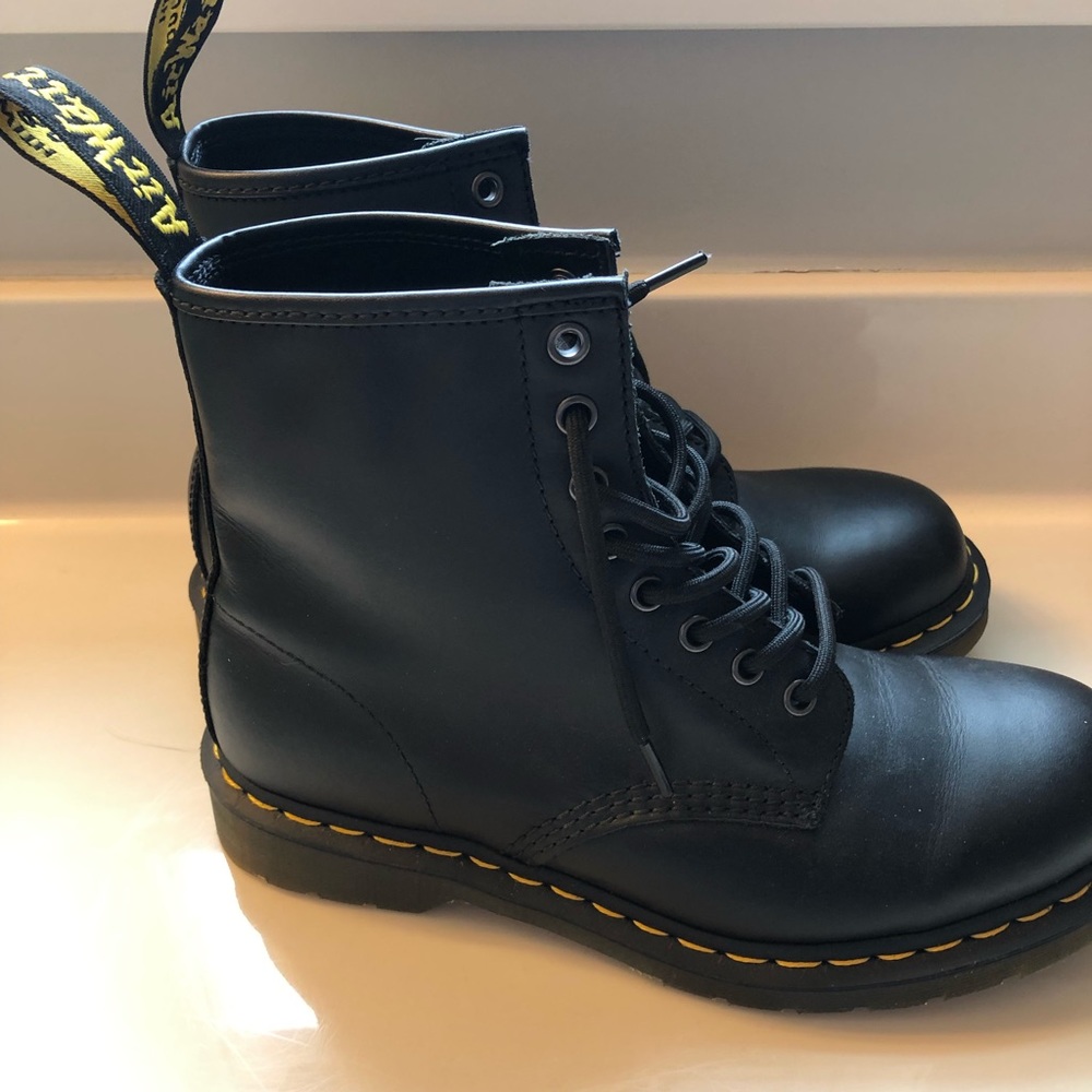 High top Dr. Martens size 8